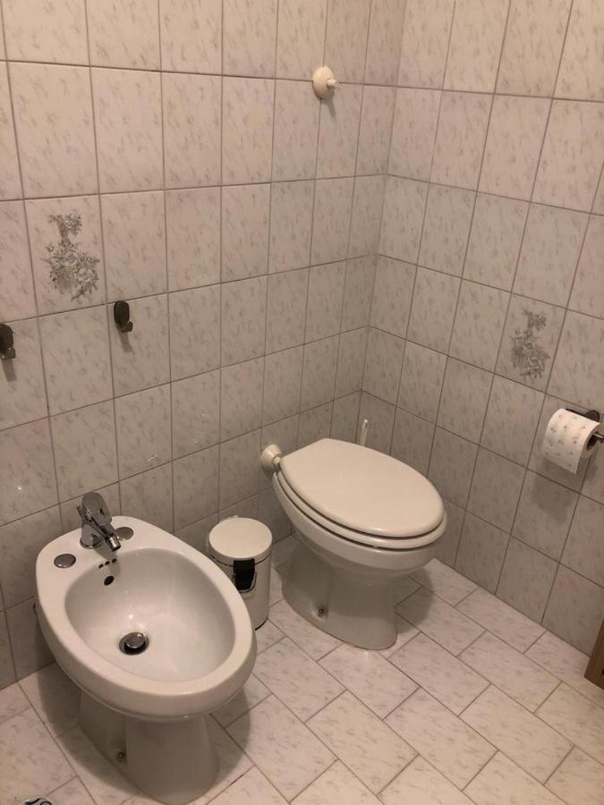 Dany'S Home Ливорно Экстерьер фото
